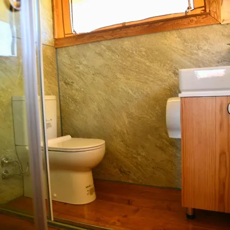 Glamping Albania Rafting ラグジュアリーテント Përmet
