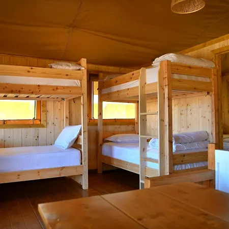 Οργανωμένο κάμπινγκ Glamping Albania Rafting Πρεμετή