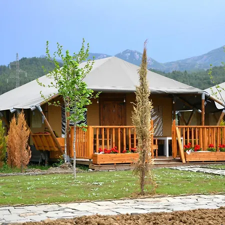 Glamping Albania Rafting Campo de lujo *