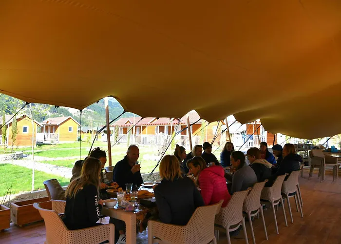 Glamping Albania Rafting * Përmet