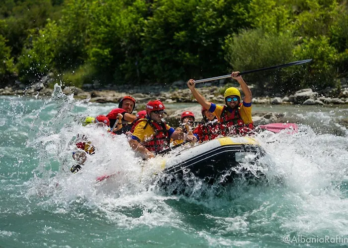 خيمة فخمة Glamping Albania Rafting